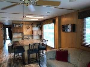 The Heron Houseboat - 11